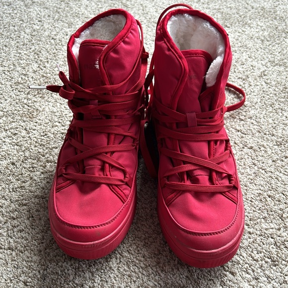 Native Chamonix Winter Boots - Picture 3 of 12